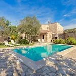 Villa Herrero